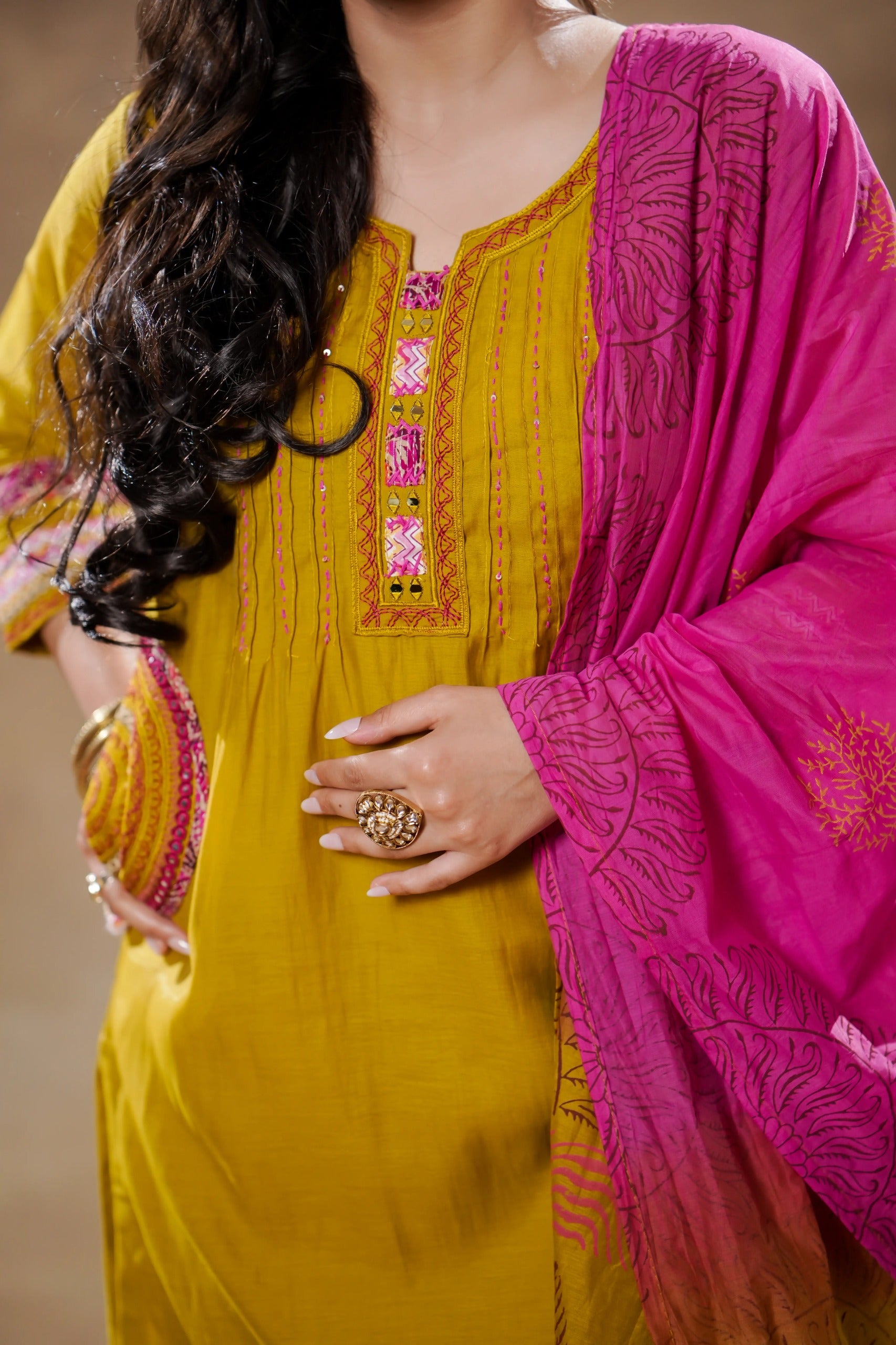 Heena Green Mul Chanderi Kurta Set by Shuchi Man featuring intricate embroidery and traditional design, perfect for festive occasions.