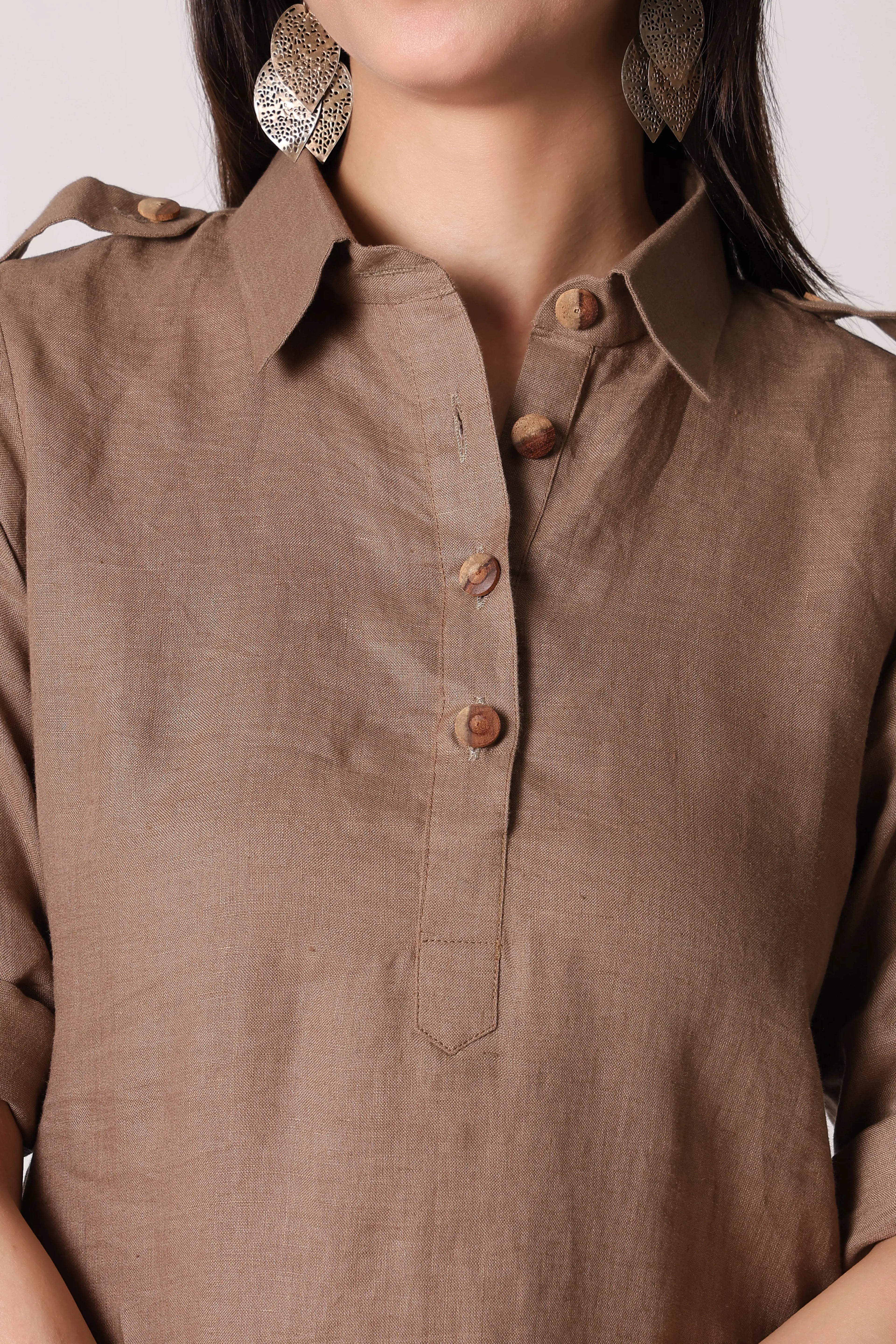 Shuchi Man Dune Khaki Atelier Pure Linen Pathani Co-ord Set featuring a relaxed fit with traditional design and lightweight linen fabric.