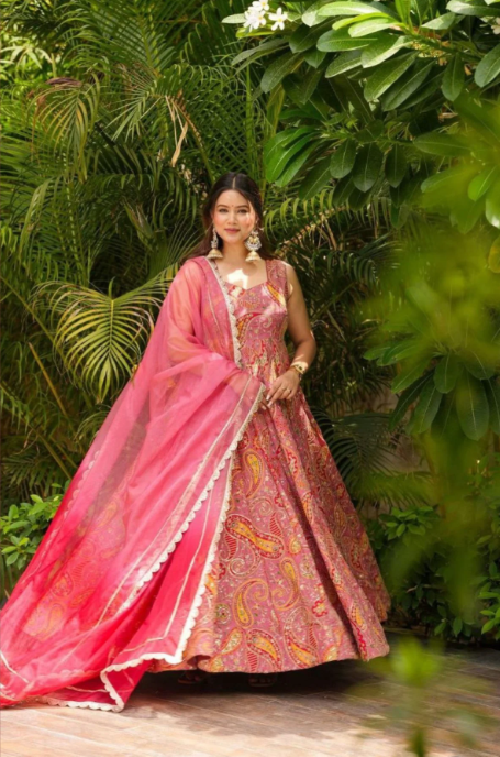 Light Pink Organza Silk Anarkali Gown Set with Kery Print