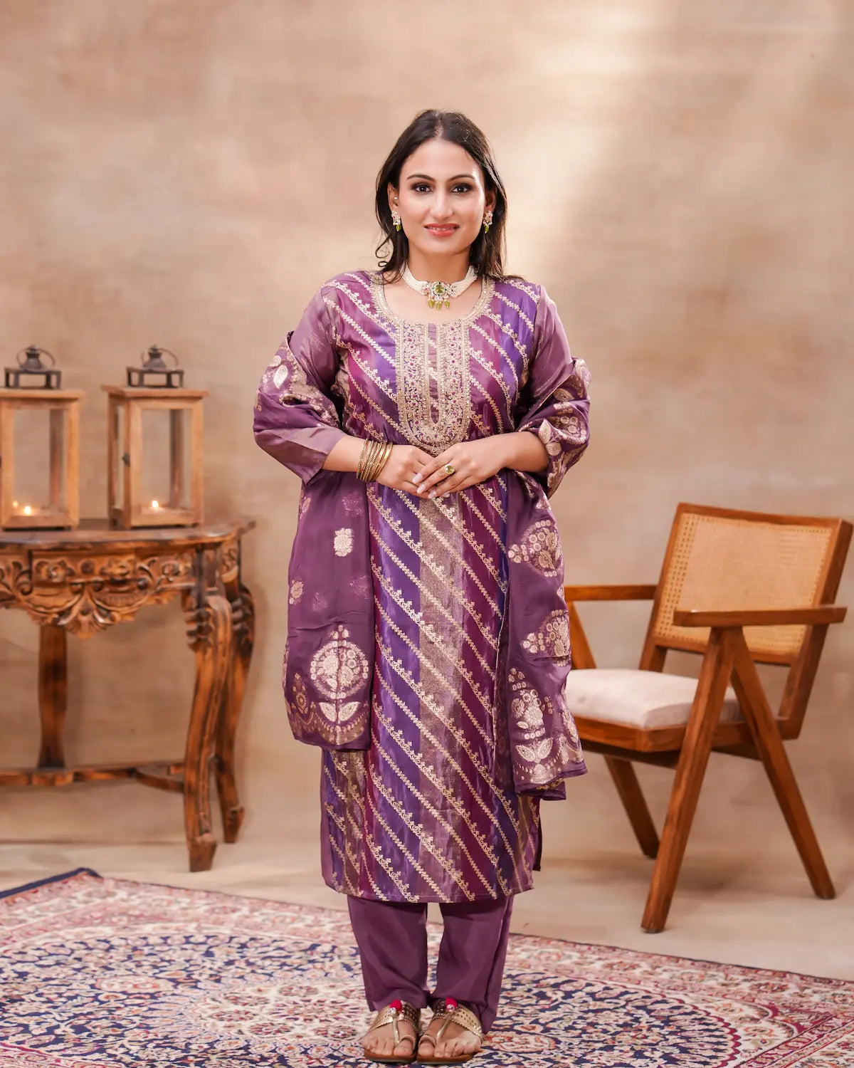 Purple Jacquard Kurta Set with Silk Dupatta – Shuchi Man