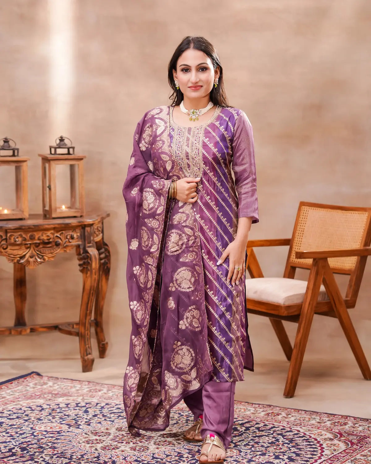 Purple Jacquard Kurta Set with Silk Dupatta – Shuchi Man
